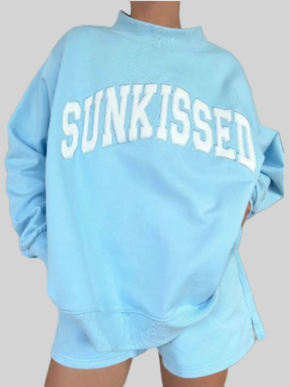 Sunkissed Coconut Berry Blue Mockneck Relaxed Fit Pullover Sweater Size M Preppy
